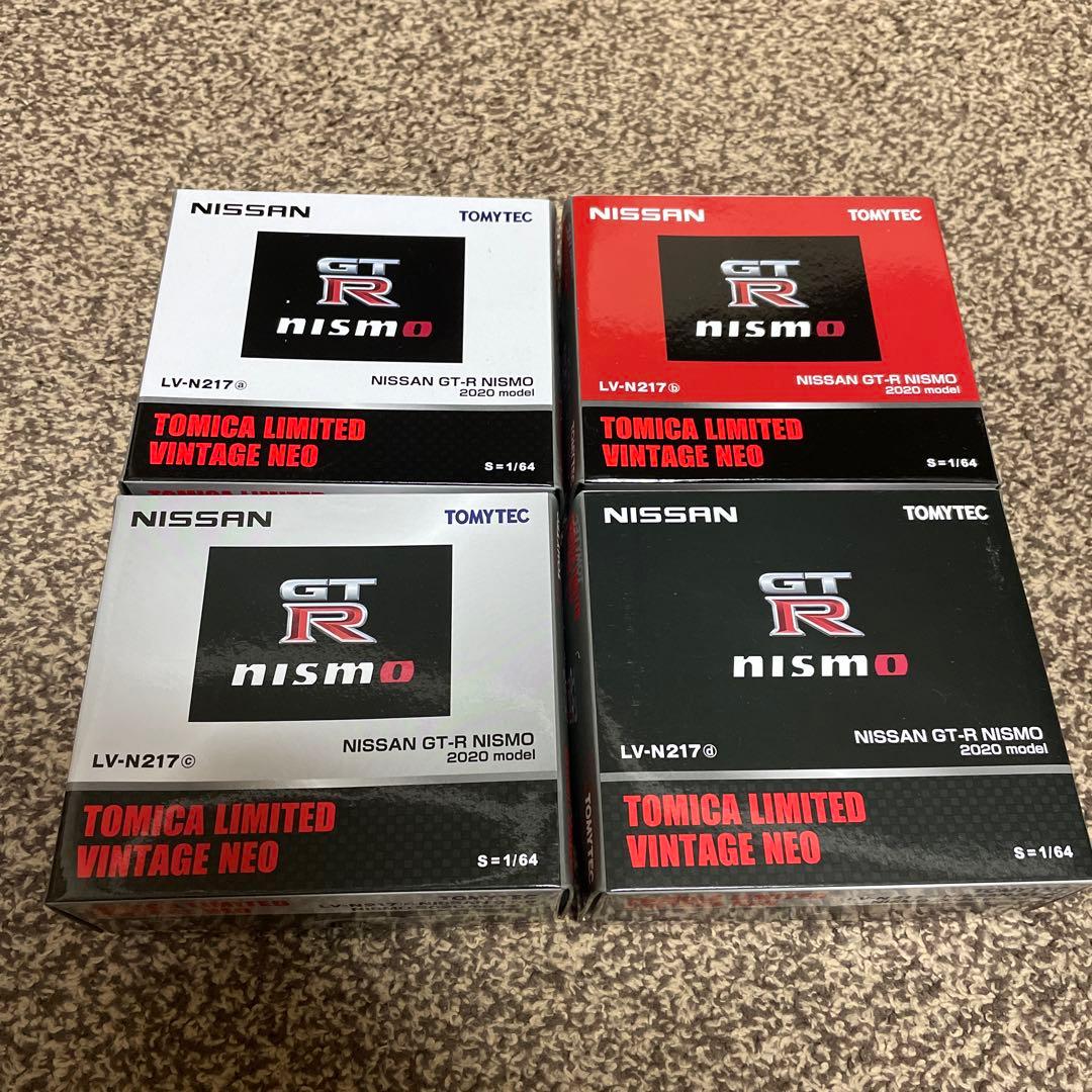 TOMICA NISSAN GT-R NISMO LV-N217 4台セット LV-N217a NISSAN GT-R NISMO 2020 model（白） | 製品をさがす