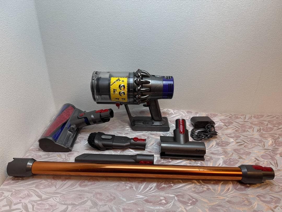 【分解洗浄済】329-ダイソン dyson v10 sv12 掃除機 作動品