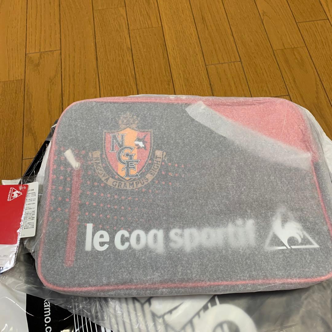 値下げルコック 名古屋グランパス エナメルバック