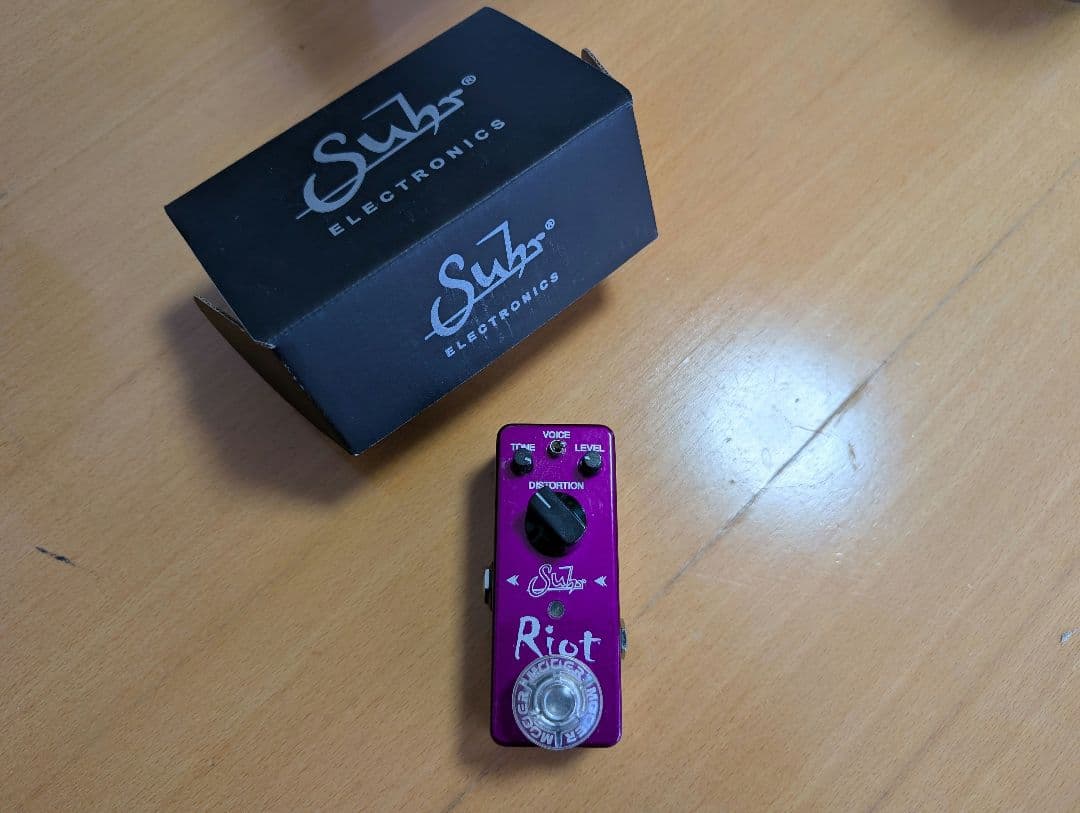 Suhr Riot mini ディストーション