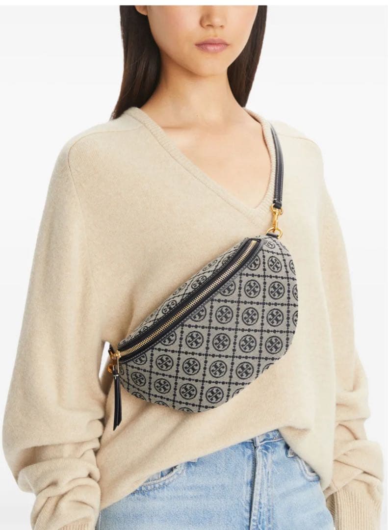 【新品】トリーバーチ　Tモノグラム ベルトバッグ