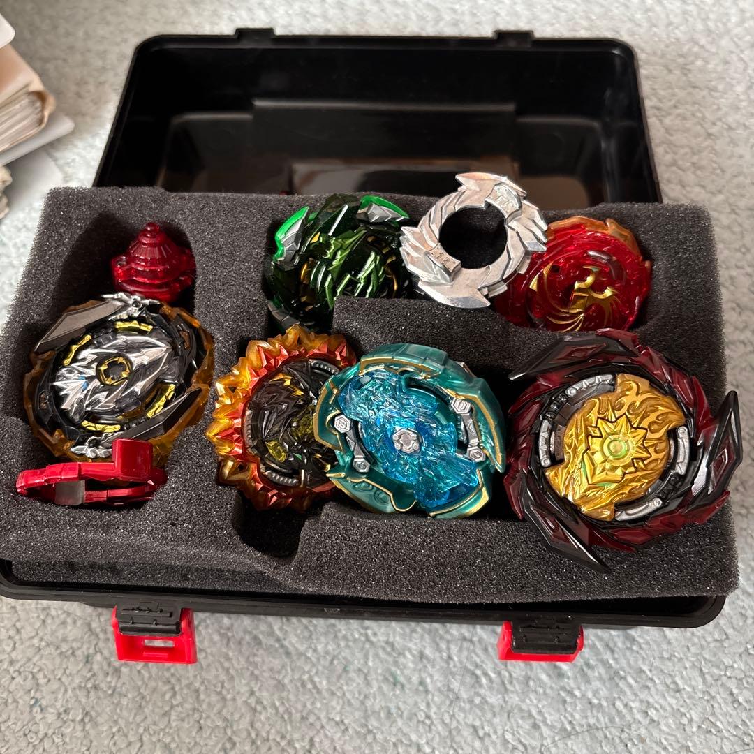 ベイブレード 6個セット 収納ケース付き 未使用 未開封 価格交渉可