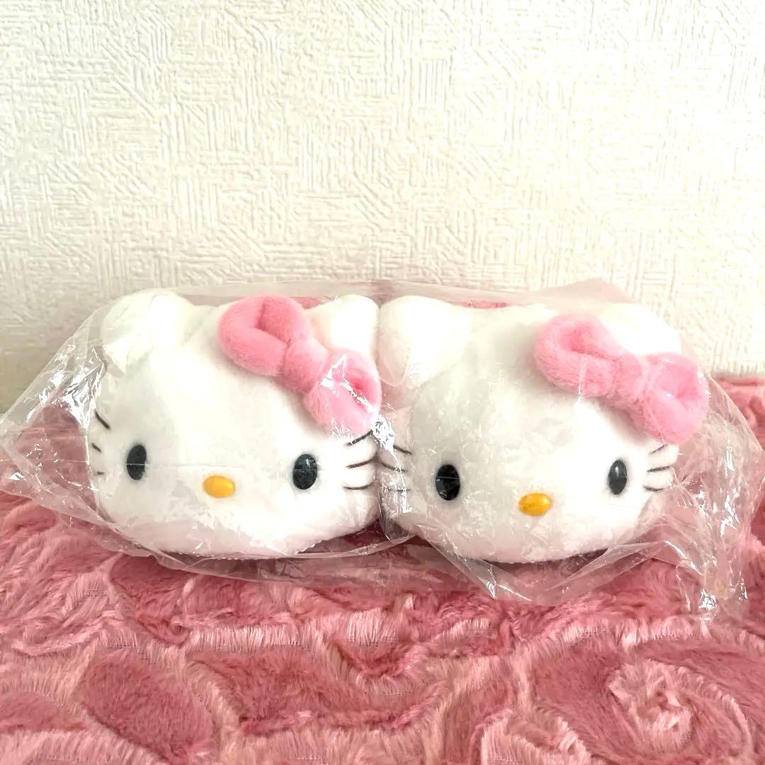 激レアデザイン‼️♡とお花刺繍付きキティスリッパ 未使用キティルームシューズタグ付