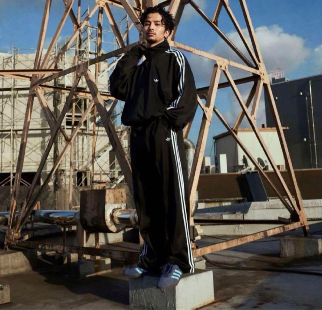 常田大希 着用 adidas トラックジャケット（ジェンダーニュートラル）