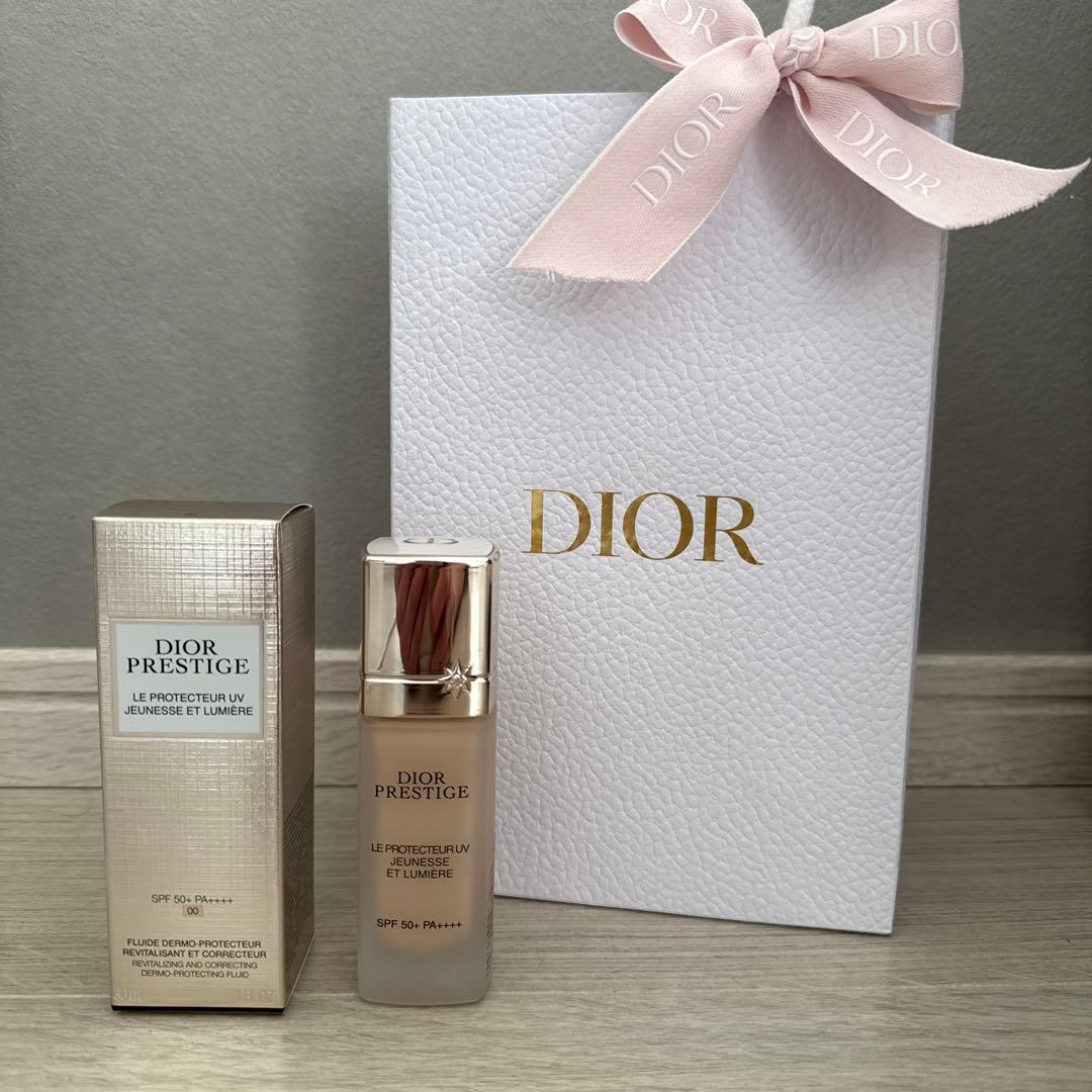 Dior プレステージ ホワイト ル プロテクター UV ルミエール　B B00