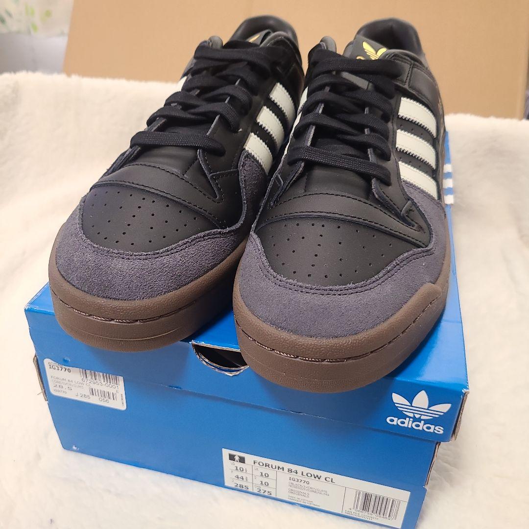 adidas FORUM 84 LOW CL ブラック/グレー