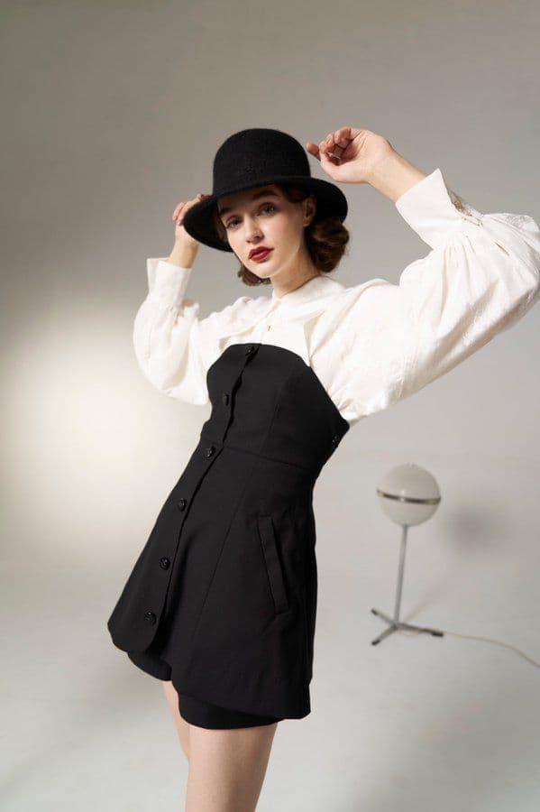 新品未使用■Tnewties 《羊皮紙に書いて》Aラインドレス