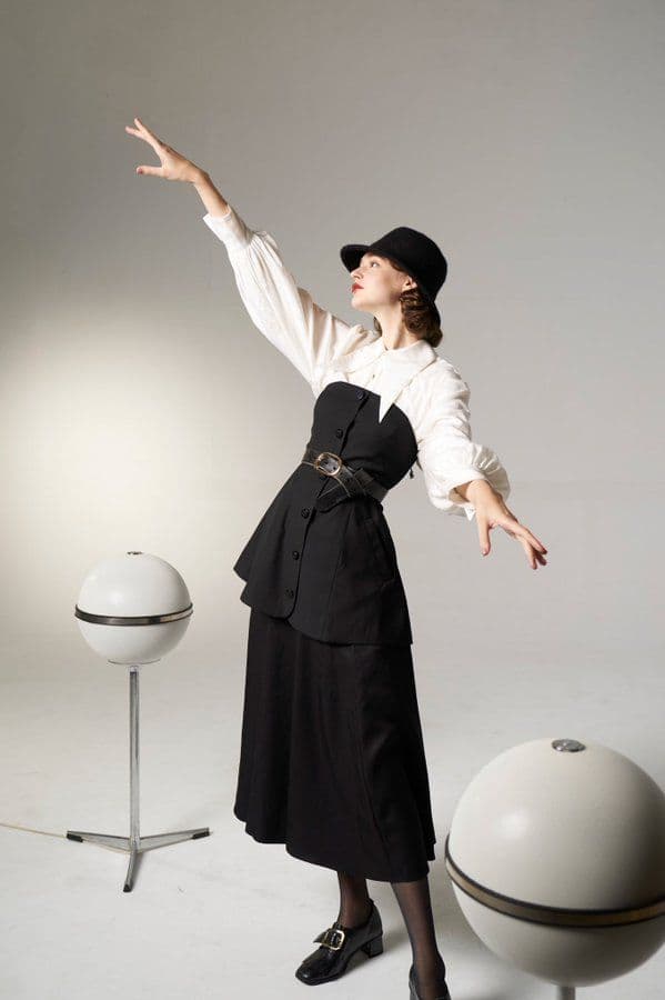 新品未使用■Tnewties 《羊皮紙に書いて》Aラインドレス