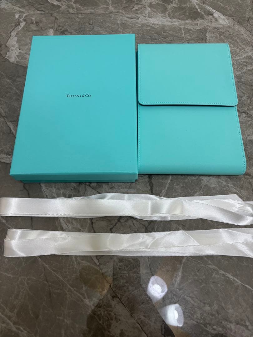 【新品】TIFFANY & Co. ティファニー ボックス・リボンセット TIFFANY&Co.（ティファニー） 未使用 小物入れ 陶器 リボン TIFFANY