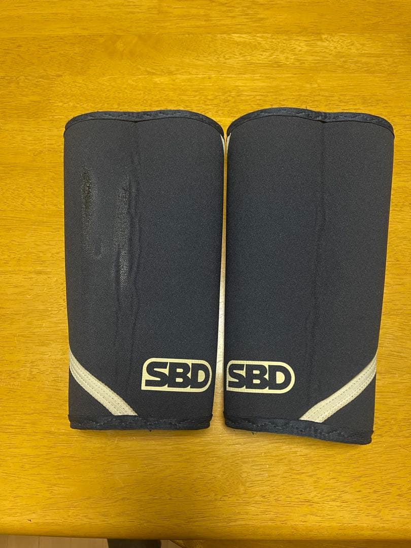 SBDニースリーブ&リストラップ