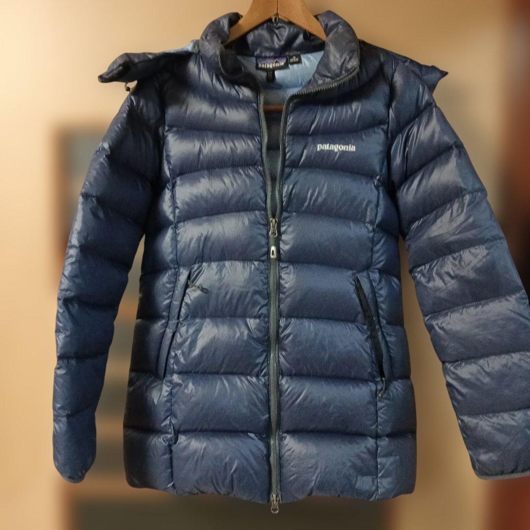 patagonia フード付きダウンジャケット ネイビー Patagonia パタゴニア ダウンジャケット ネイビー ボア襟 レディース