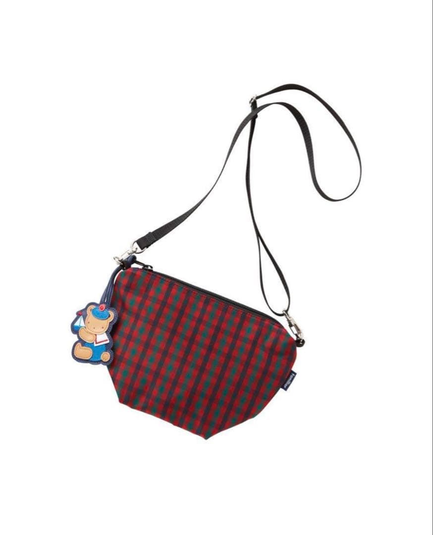 【ほぼ未使用品】familiar ファミリア ポシェット 舟形 チャーム付き familiar - ファミリア 舟形ポシェット familiarの通販 by はらみshop