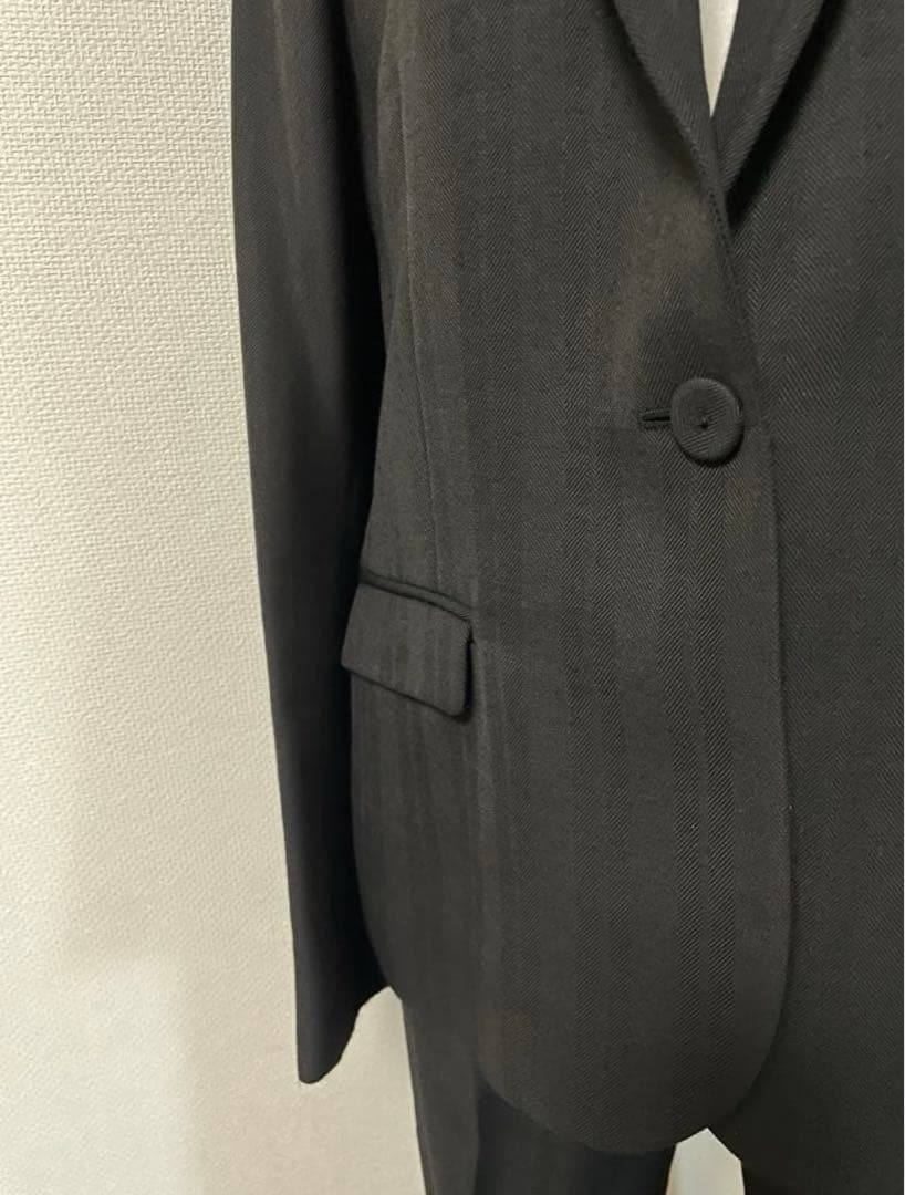 最終価格 VIKTOR&ROLF ペイズリー裏地黒スーツ 9号 - メルカリ