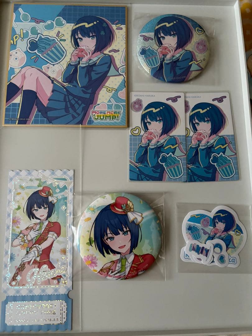 プロセカ 桐谷遥 コネクトライブ 缶バッジ チケット風カード 色紙 缶