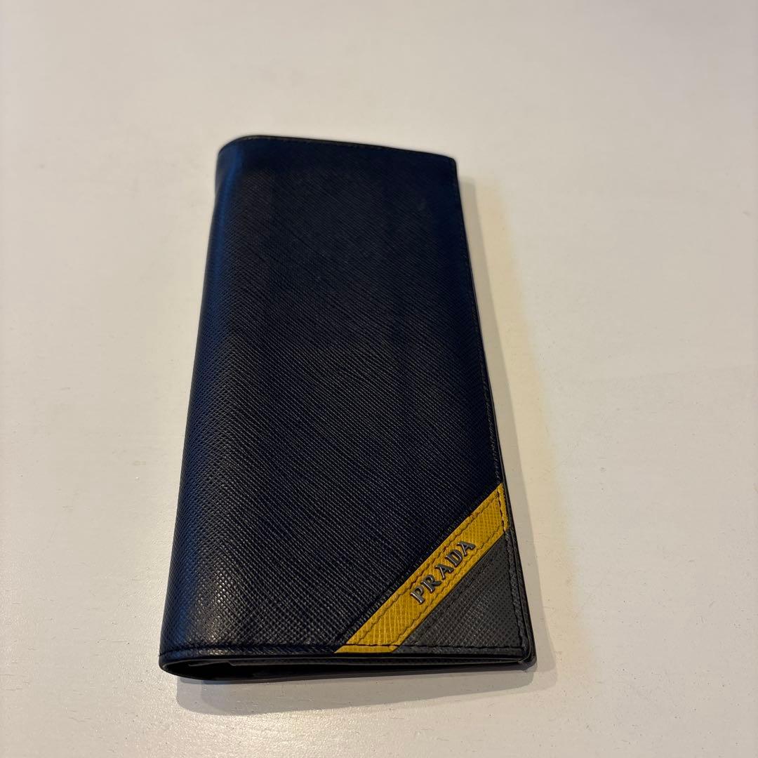 PRADA ネイビー イエロー 長財布