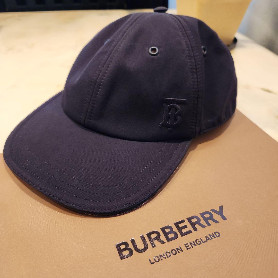 BURBERRY　キャップ