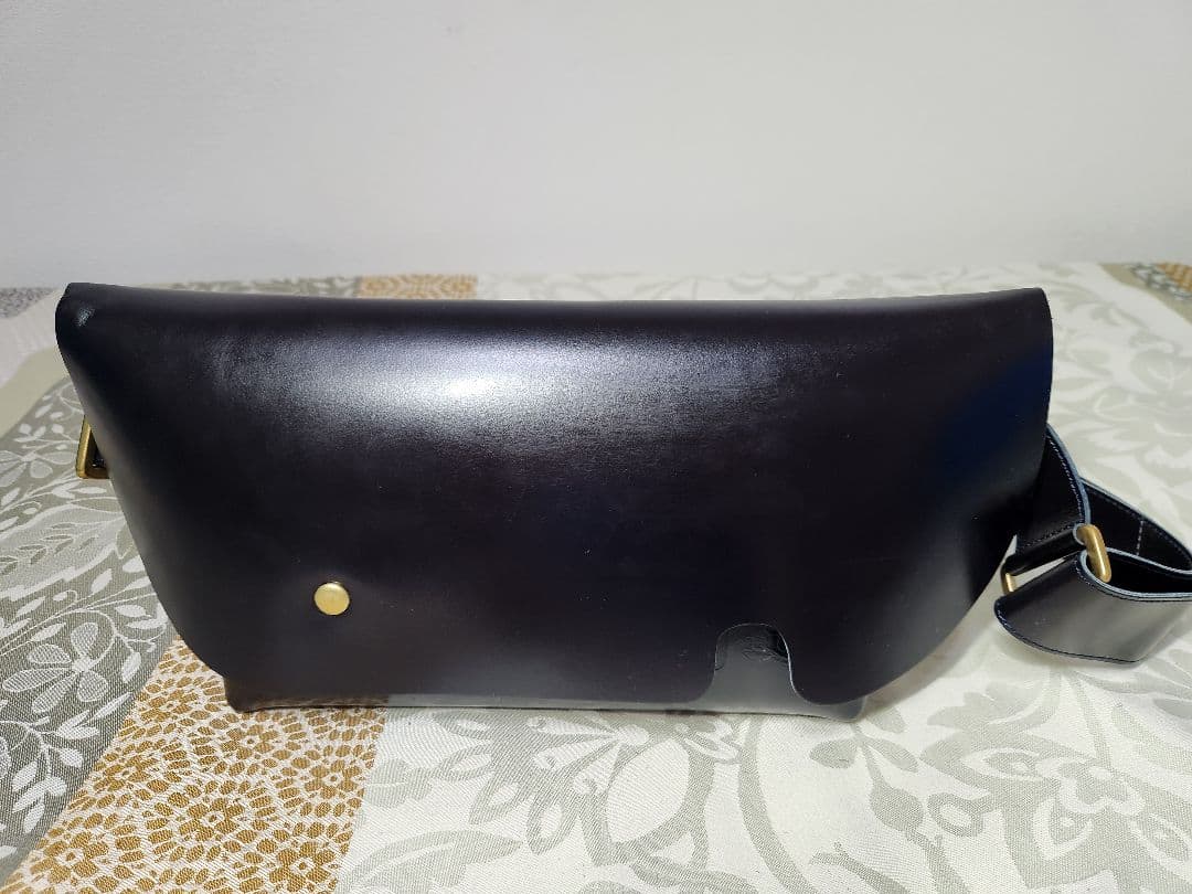 Uni&co. ユニアンドコー メッセンジャーバッグ XS ロイヤルネイビー