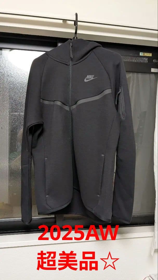 2025ナイキ スポーツウェア テックフリース ウィンドランナー　レディースM