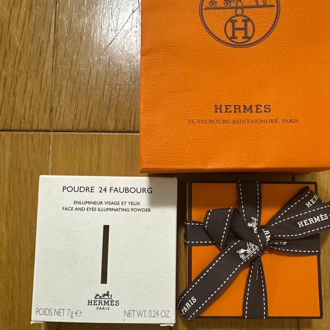 フェイスカラー HERMES Poudre 24 Faubourg OZ OR ROSE 7g