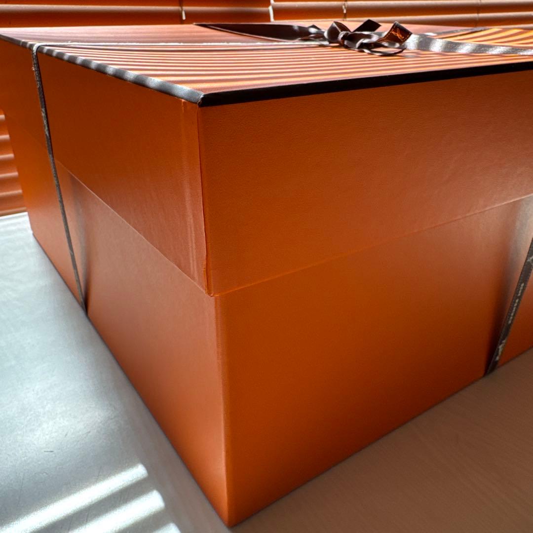 HERMES バーキン ギフトボックス オレンジ色 大 - メルカリ