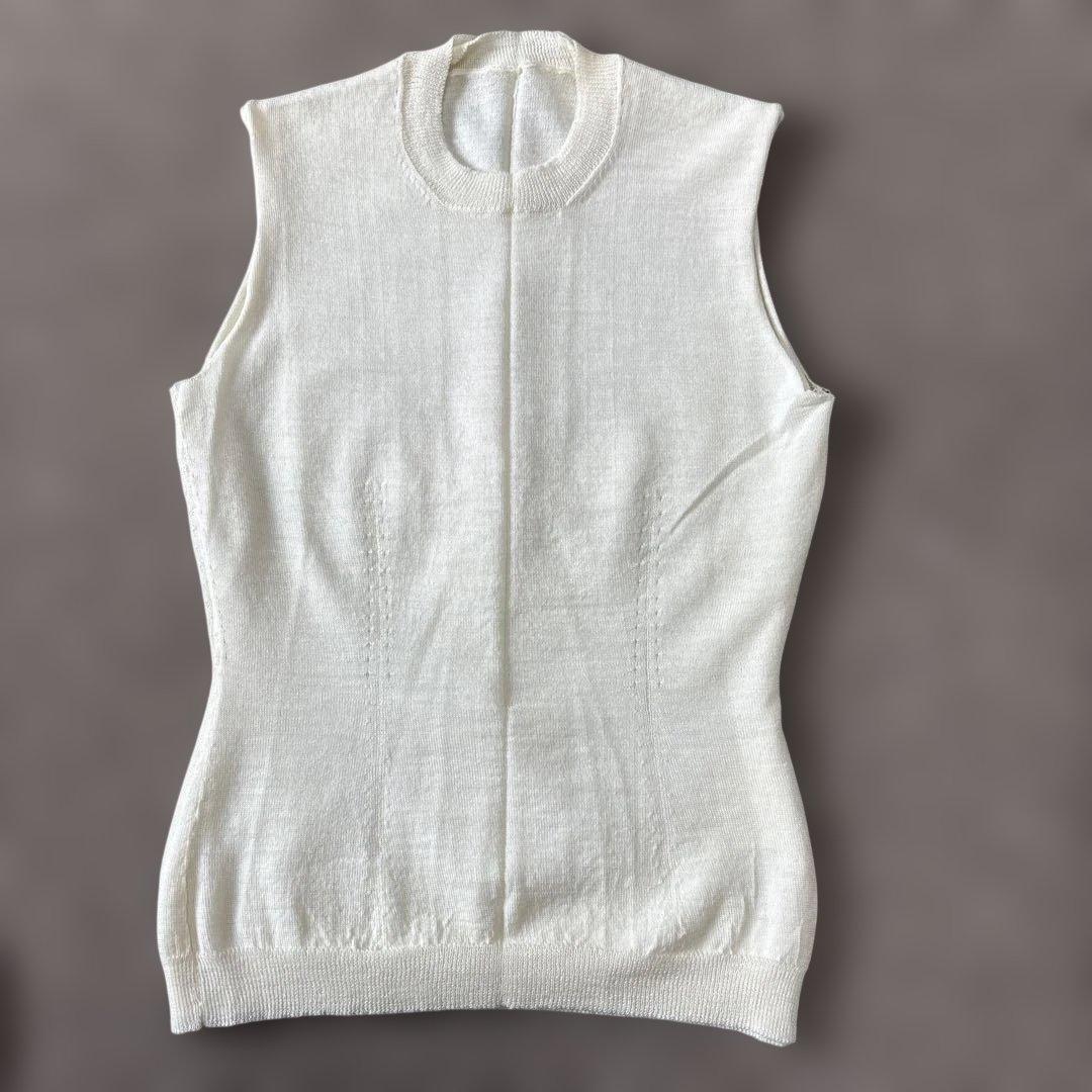 ☆美品　コムデギャルソン☆ノースリーブニット、ベスト