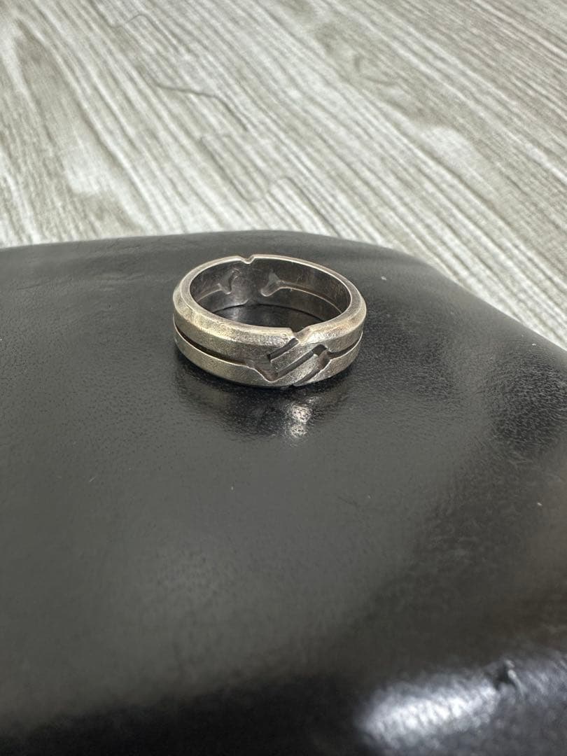 GUCCI ノットインフィニティリング 16号