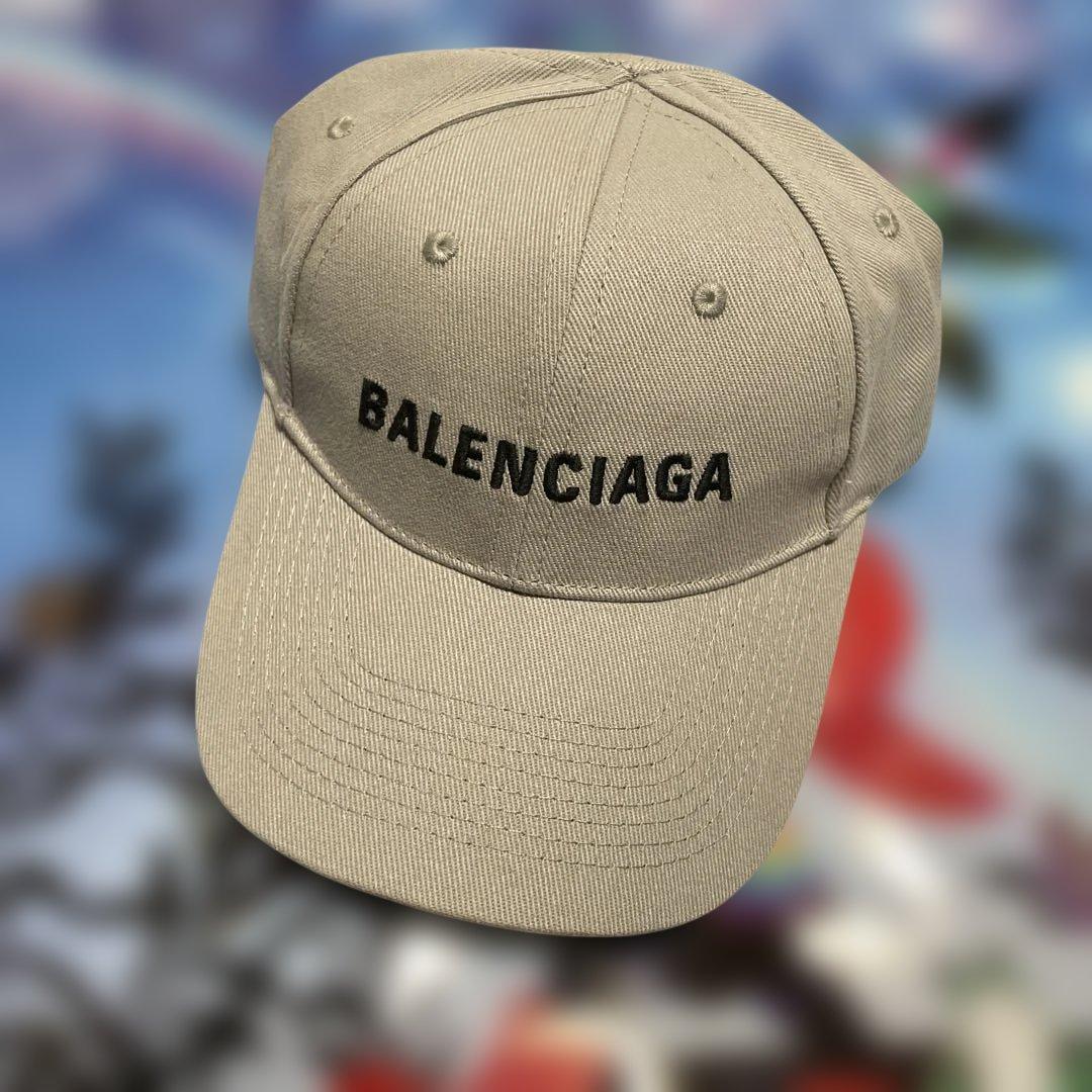 BALENCIAGA ベースボールキャップ ベージュ