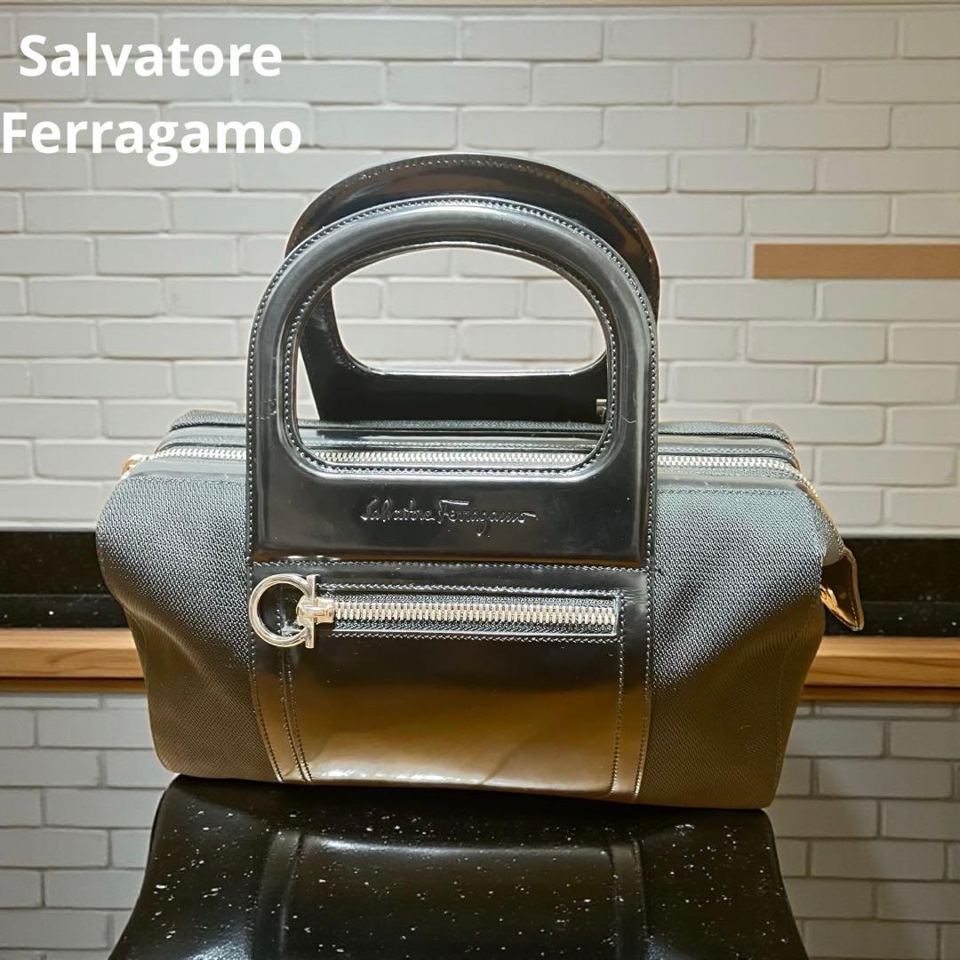 Salvatore Ferragamo【サルバトーレフェラガモ】ハンドバッグ
