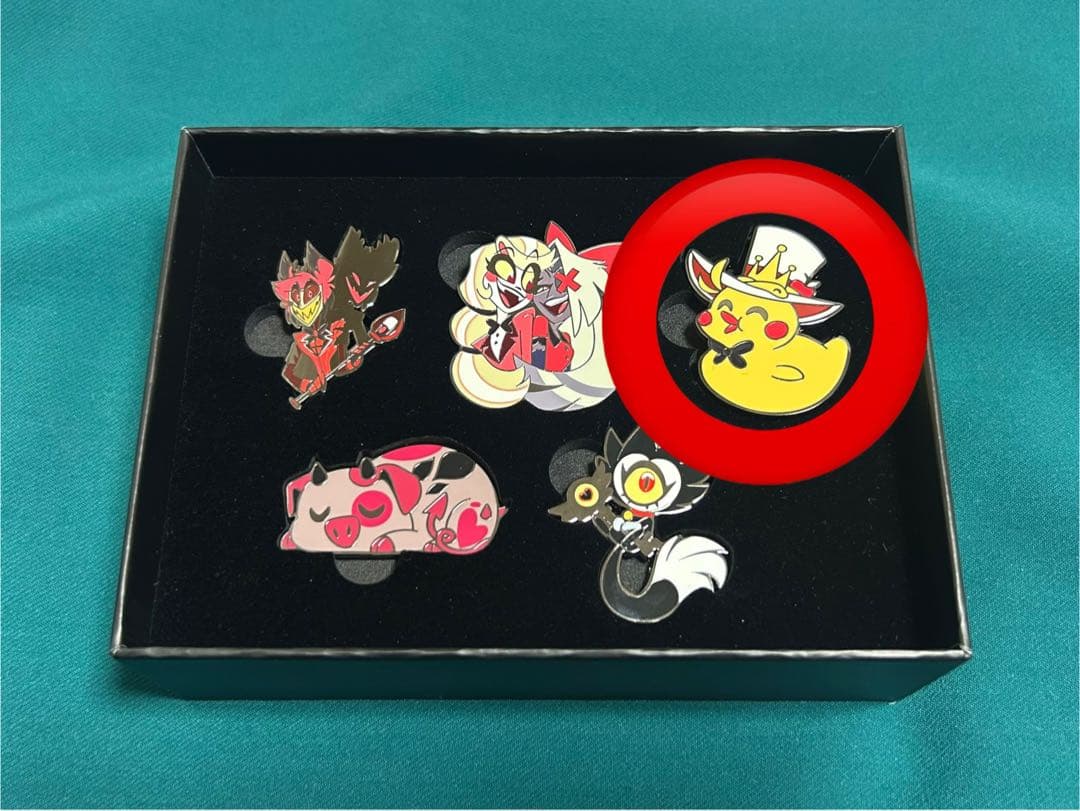 Youtooz×HazbinHotel ルシファー ピンバッジ ハズビンホテル - メルカリ