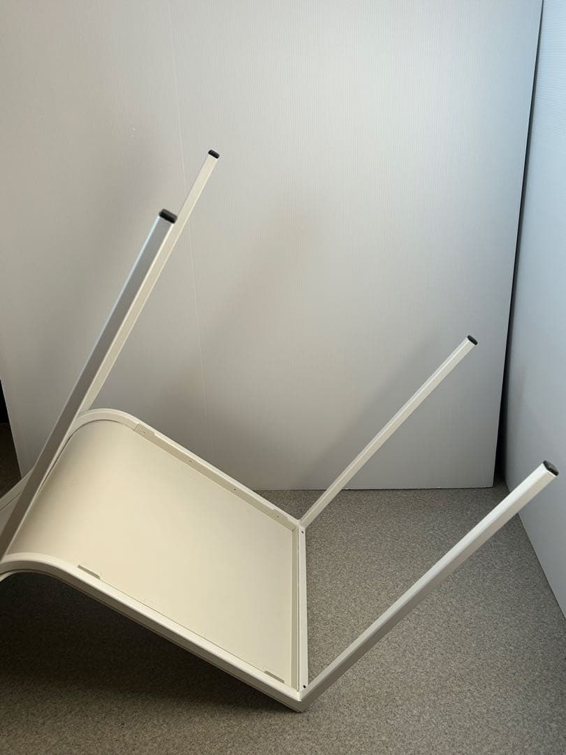 イタリア LIVIT ULTRA スタッキングチェア ダイニングチェア 椅子