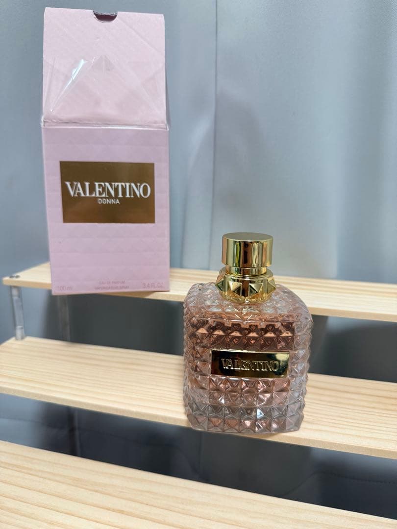 VALENTINO DONNA 香水