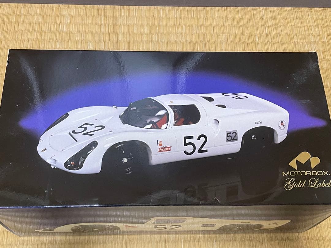 k*z様 エグゾト モーターボックス ポルシェ 910 1/18