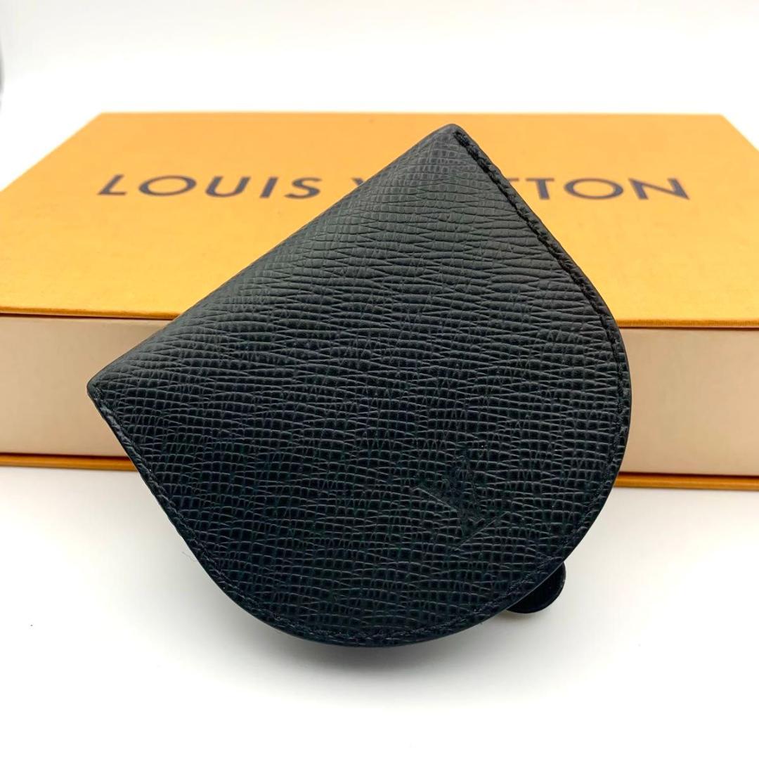 美品 ルイヴィトン キュベット ケース 財布 コンパクト タイガ 黒