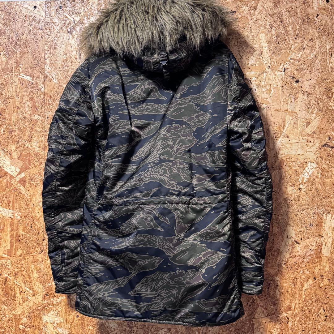 ヒステリックグラマー ダウンジャケット 迷彩 N-3B プリマロフト 木村