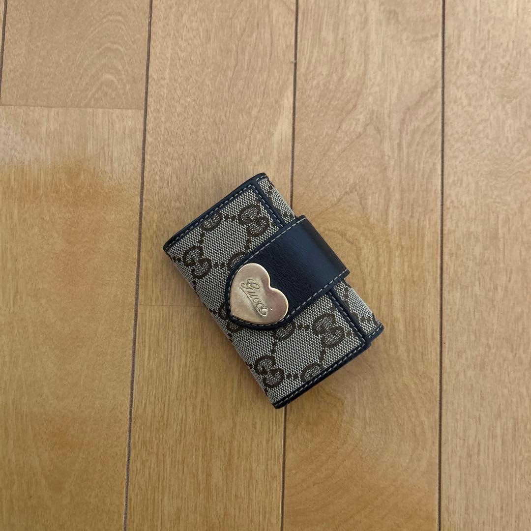 GUCCIキーケース