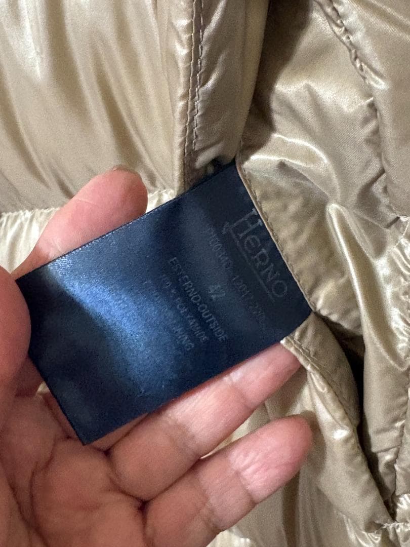 蠍*座様 難あり美品 HERNO ヘルノ DORA ダウンコート 42 ベージュ