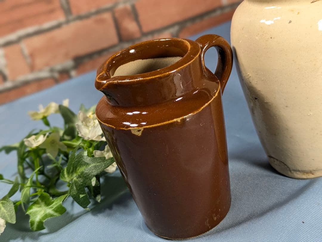 イギリス アンティーク 陶器製 ボトル 3本セット 34B - メルカリ