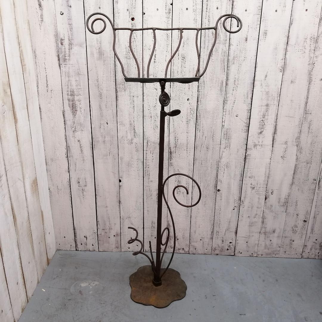 アイアンスタンド　アンティーク　シャビー　看板　メニュー　ディスプレイ