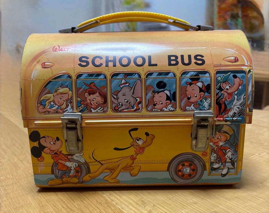 ディズニー スクールバス型ランチボックス