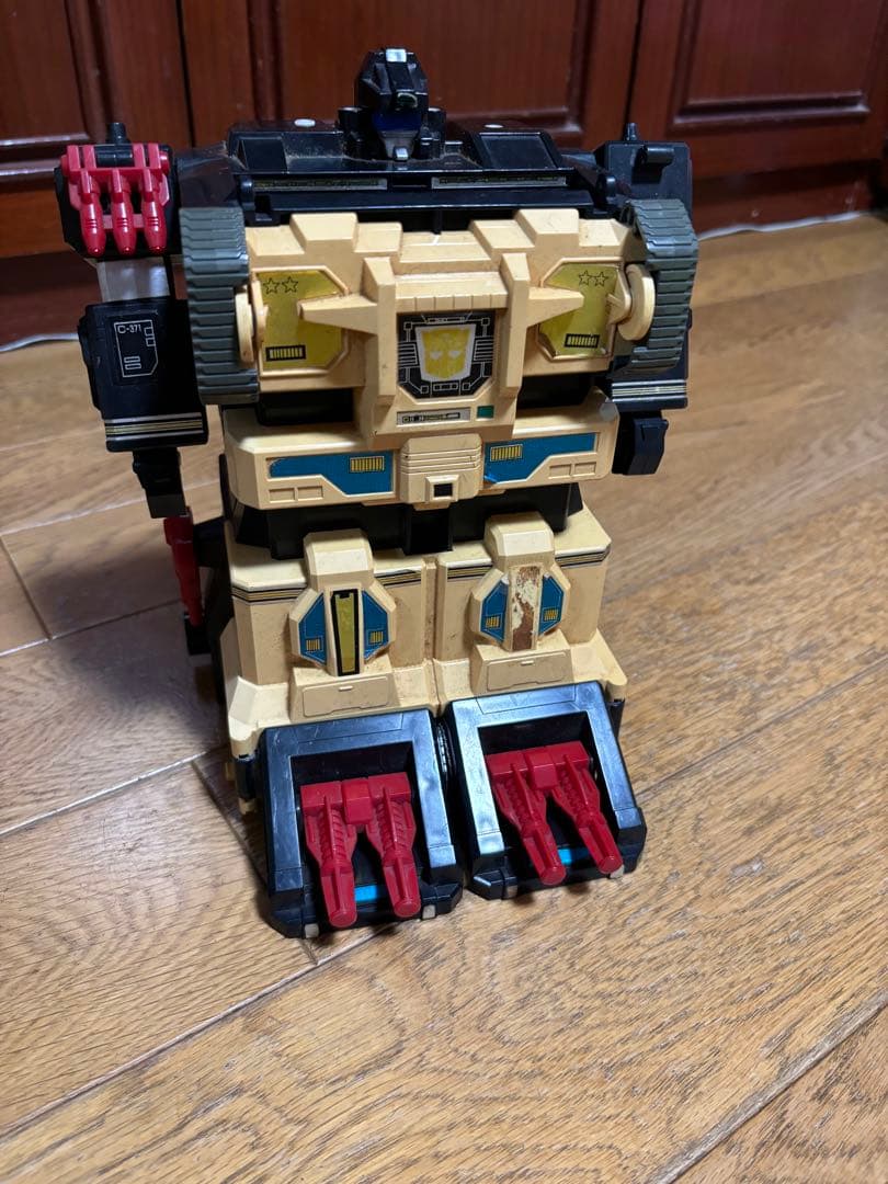 【トランスフォーマー】ロボットベース グランダス