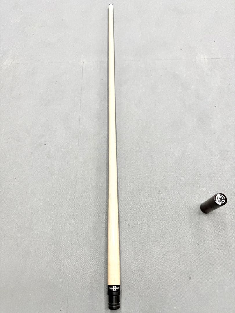 メッヅ　ブレイク　キュー　の　シャフト