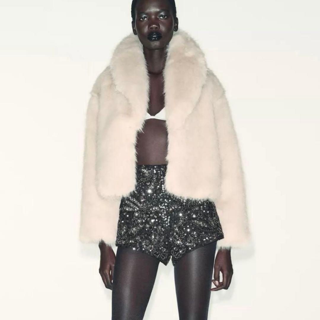 ZARA フェイクファー ショートコート ラペルカラー - メルカリ