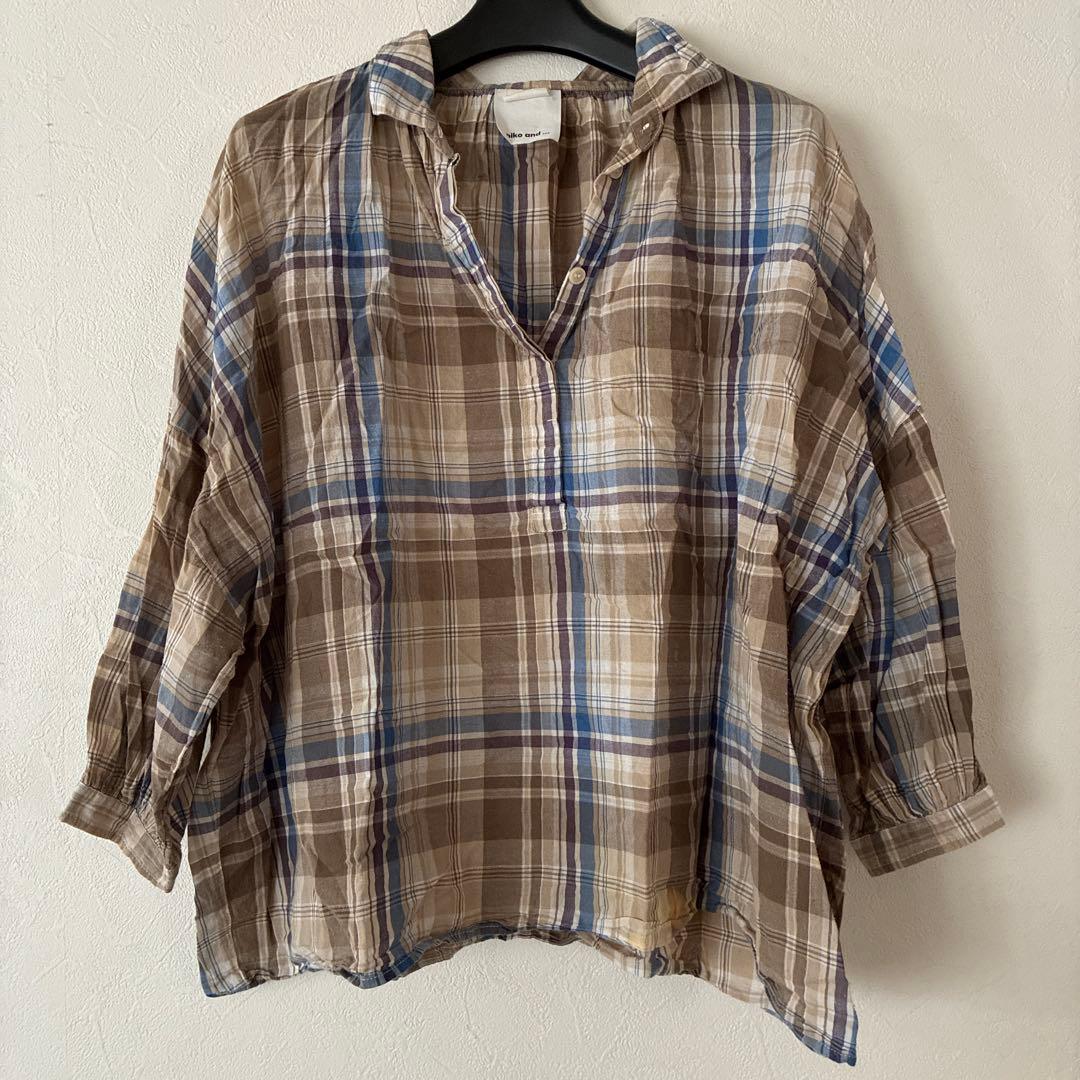 niko and  チェック柄プルオーバーシャツ - メルカリ