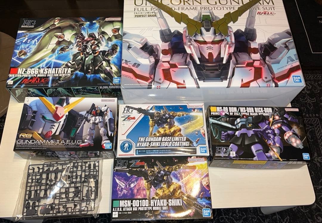新品　ガンプラまとめ売り　PG RG HG