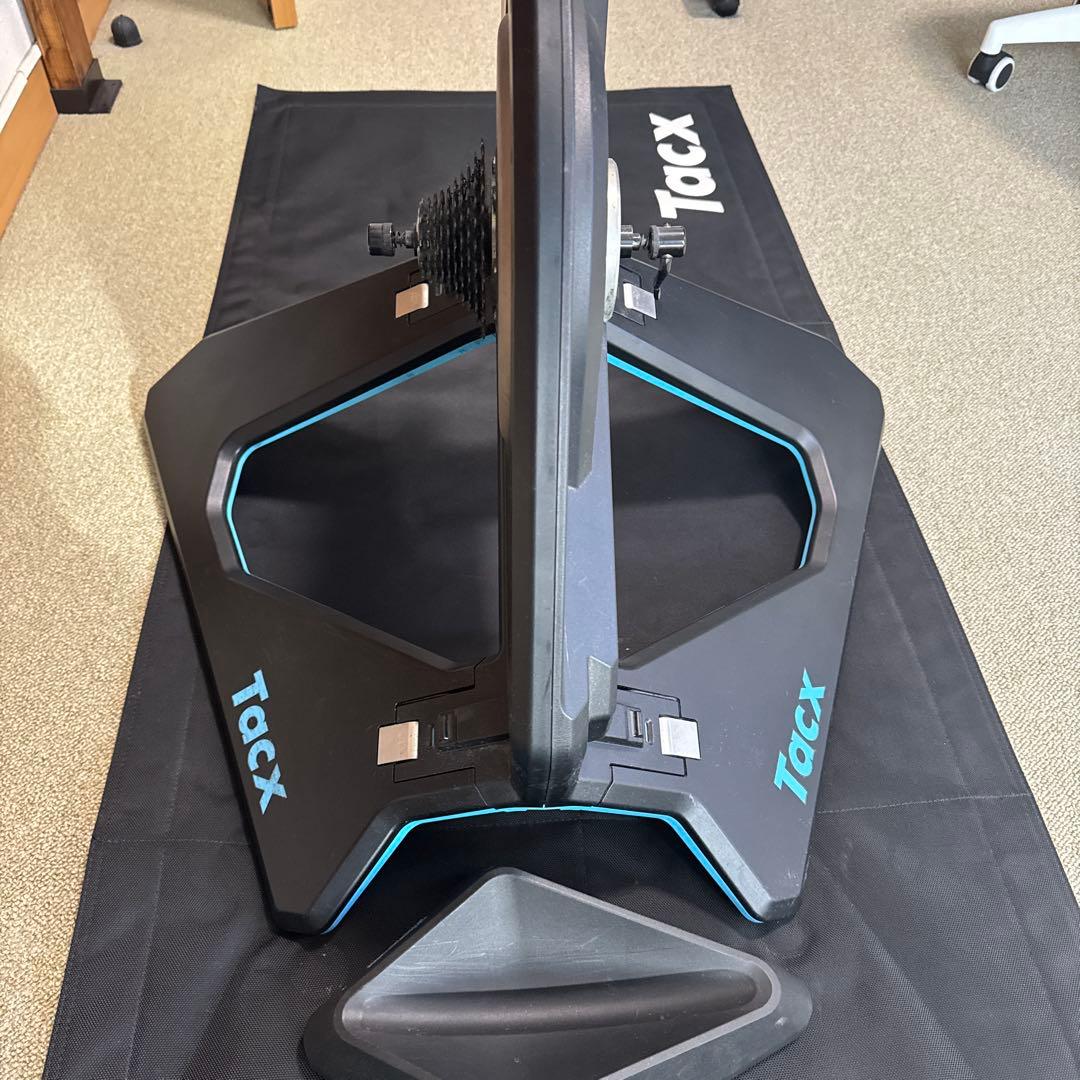 Tacx トレーニングローラー台