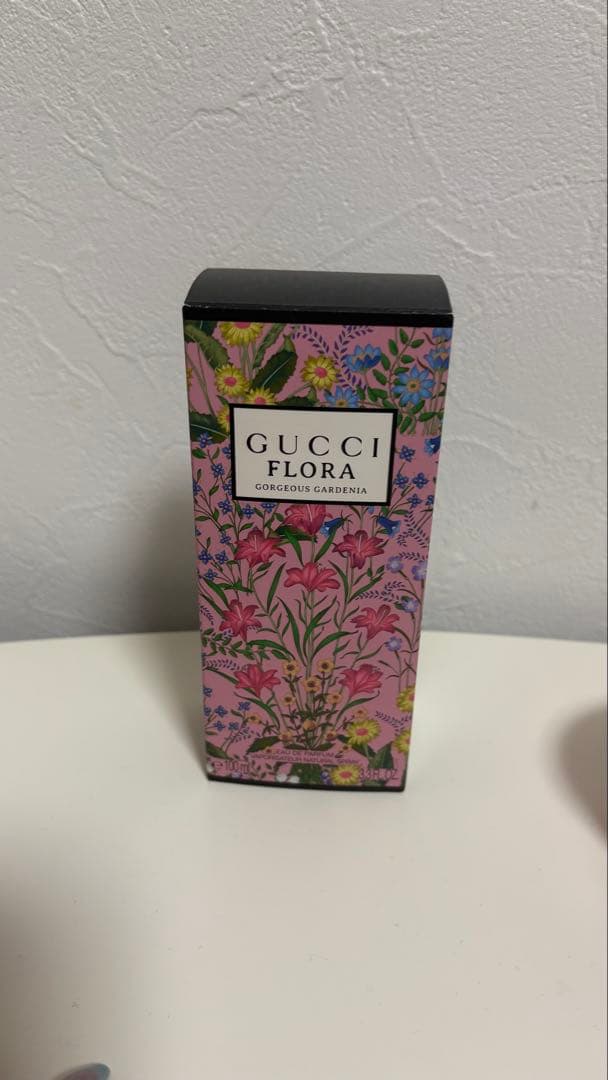 GUCCI FLORA ゴージャスガーデニア オードパルファム 100ml グッチ フローラ〕ゴージャス マグノリア オードパルファム 100 ml