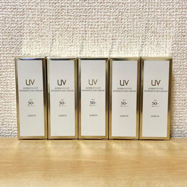 メナメイクアップベースghnり