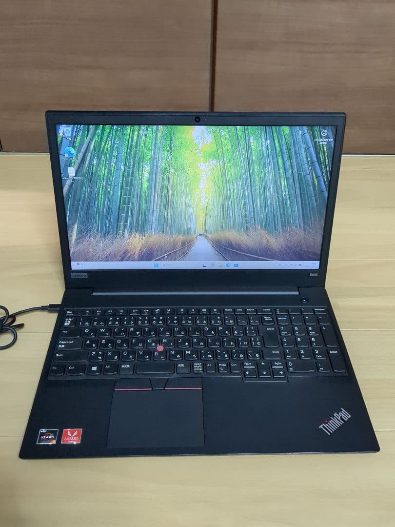 Windowsノート本体 Lenovo ThinkPad E585 Ryzen3 8GB SSD128GB