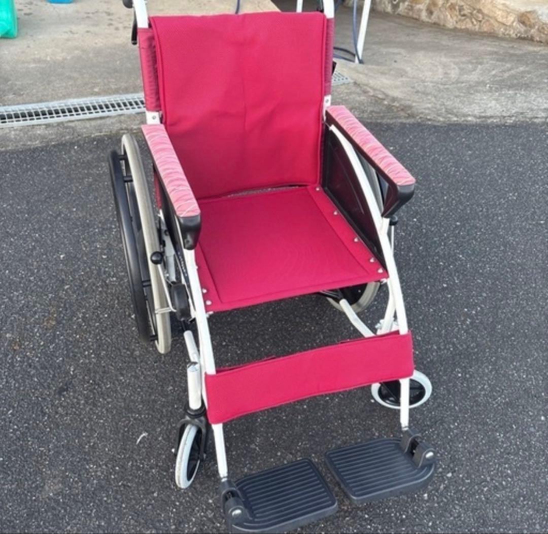 折りたたみ式介助用車椅子 ワインレッド