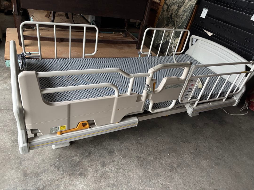 介護用ベッド　パラマウントベッド 2モーター　中古　岐阜県揖斐郡池田町